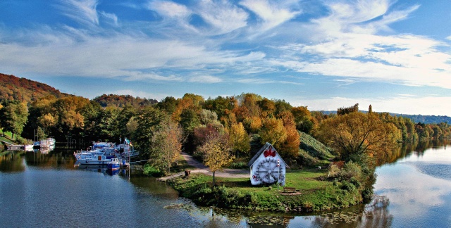 Birdseye view of the Mill sculpture by Osthafen