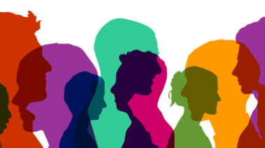 (Foto: Robert Kneschke/Fotolia) Verschiedenfarbige Köpfe (Foto: Robert Kneschke/Fotolia)