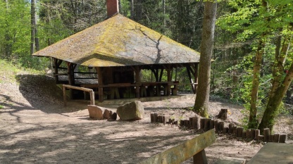 Grillstelle am Römerbrünnchen im Saarbrücker Stadtwald