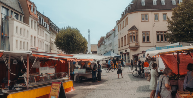 Marché hebdomadaire de St. Johann