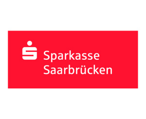 Ein rotes Rechteck, in dem das Sparkassenlogo und die Worte Sparkasse Saarbrücken zu sehen ist Ein rotes Rechteck, in dem das Sparkassenlogo und die Worte Sparkasse Saarbrücken zu sehen ist