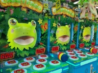 Eröffnung Maifest 2023: Neue Attraktion 'Crazy Frogs'