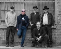 Bildaufnahme der Mitglieder der Band "Good Times"