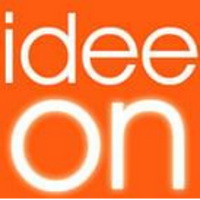 Weißer Schriftzug mit orangefarbenem Hintergrund in einem Quadrat